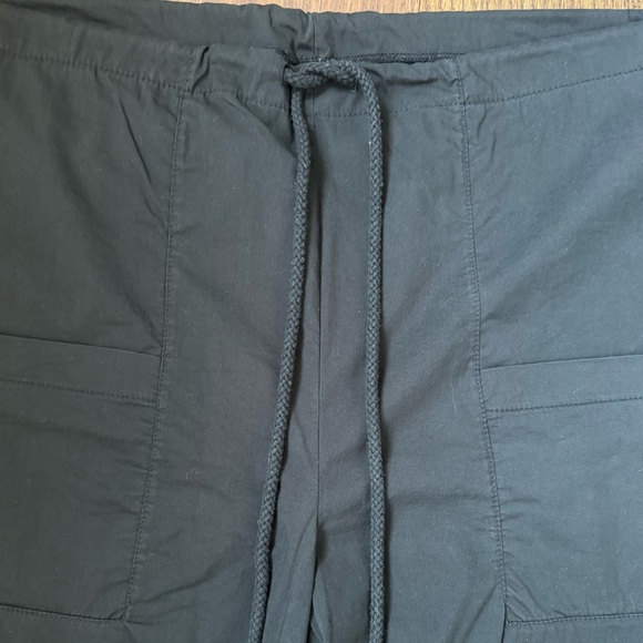 Baggy Cargo Style Pants - Picture 3 of 4